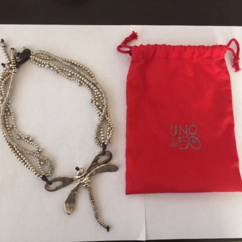 Uno de 50 Dragonfly Necklace
